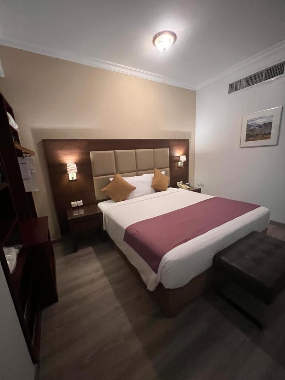 โกลเด้นทิวลิป อัล โคบาร์ โฮเต็ล Hotel อัลโคห์บาร์ ภายนอก รูปภาพ