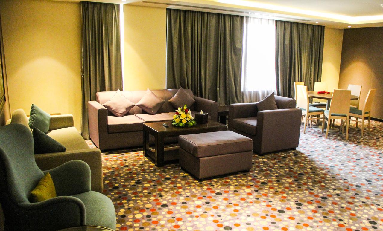 โกลเด้นทิวลิป อัล โคบาร์ โฮเต็ล Hotel อัลโคห์บาร์ ภายนอก รูปภาพ